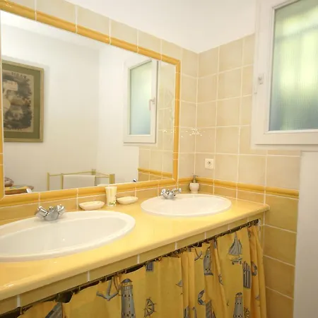 Holiday - Vakantiehuis Cavalaire-sur-Mer